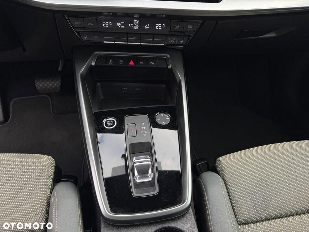 Audi A3 Sportback - 13