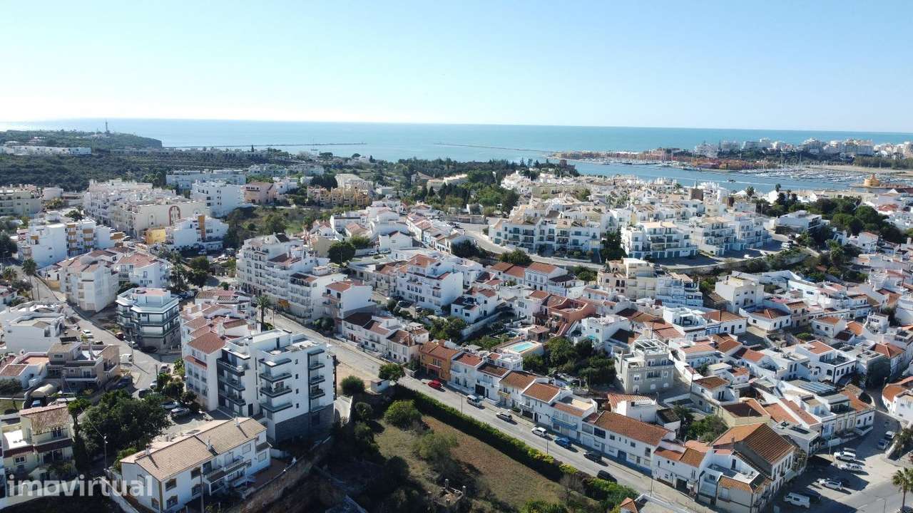 Comércio - Ferragudo-Algarve - Grande imagem: 3/60