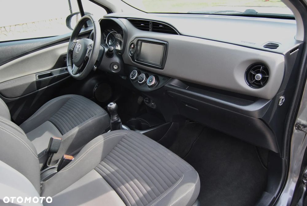 Toyota Yaris - 7