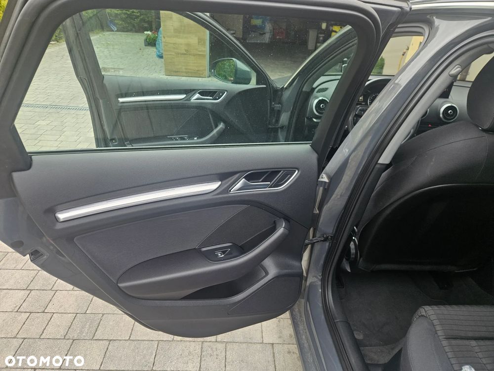 Audi A3 Sportback 30 TDI sport - 16