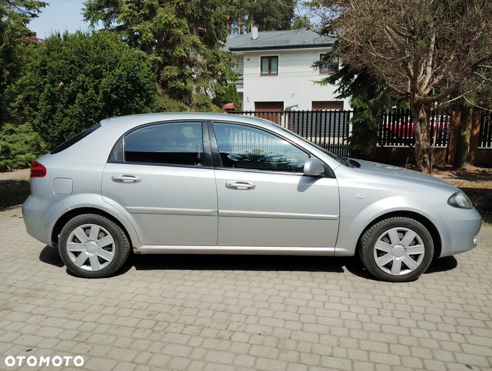 Chevrolet Lacetti 1.6 SX / Elite - 1