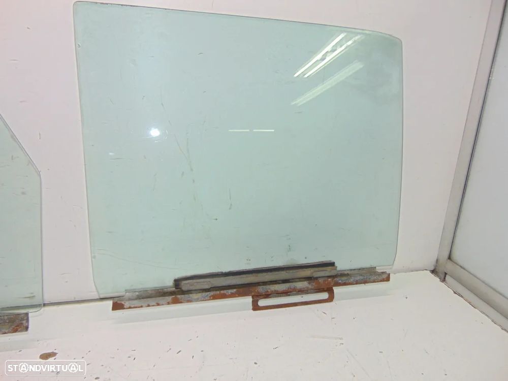 Mercedes 180 ponton vidros - 3