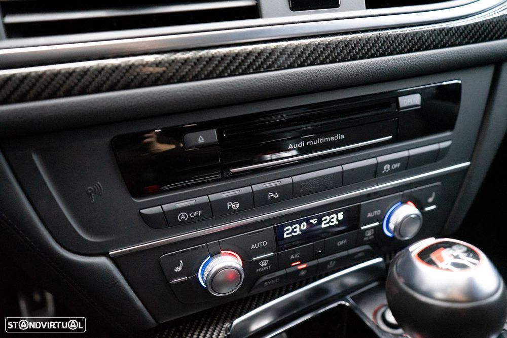 Audi RS6 Avant 4.0 TFSi quattro Tiptronic - 38