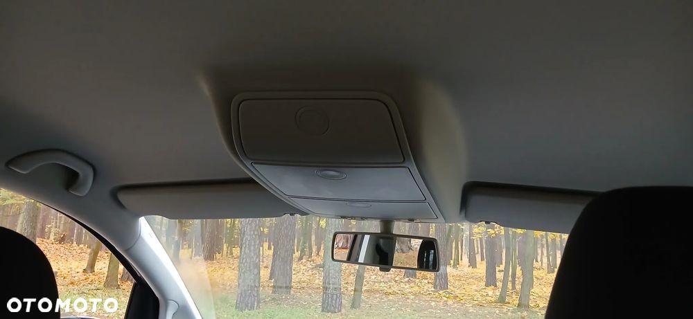 Volkswagen Touran 1.4 TSI Life - 25