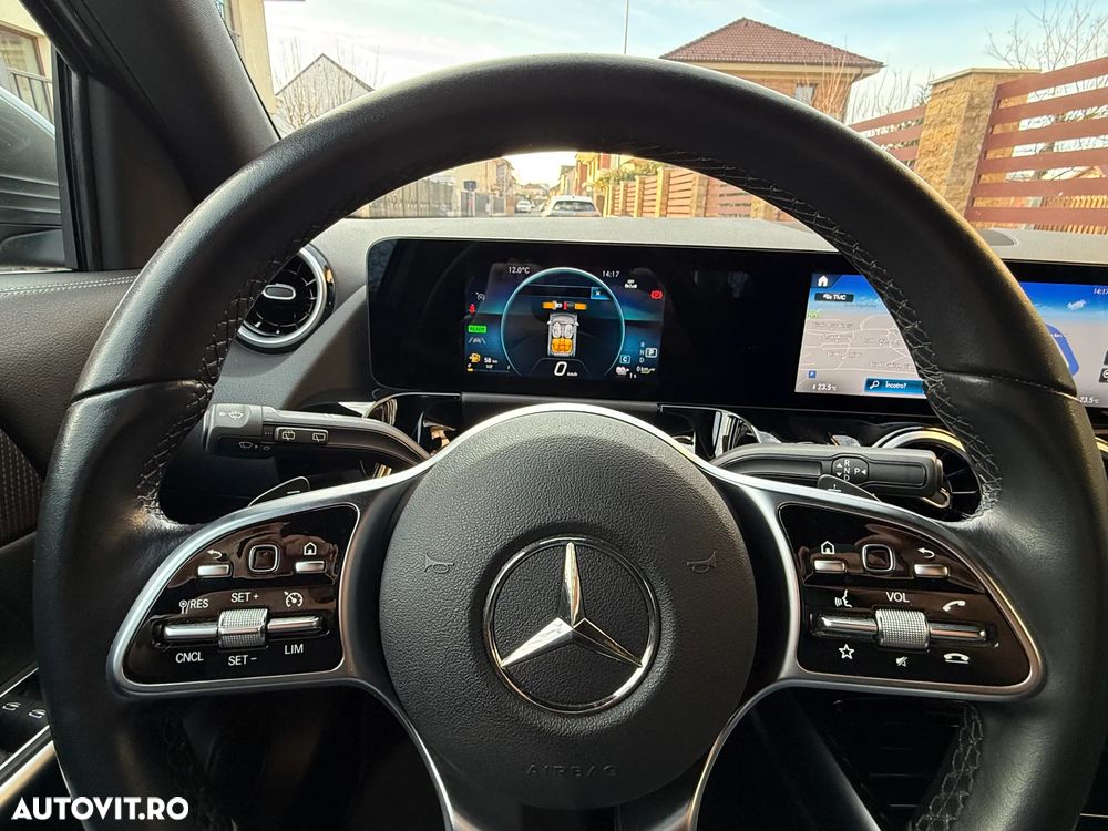 Mercedes-Benz GLA 250 e 8G-DCT Special Edition - 11