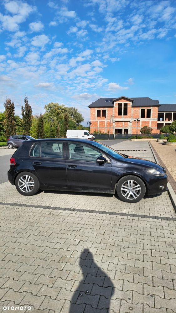 Volkswagen Golf 2010 photo 3