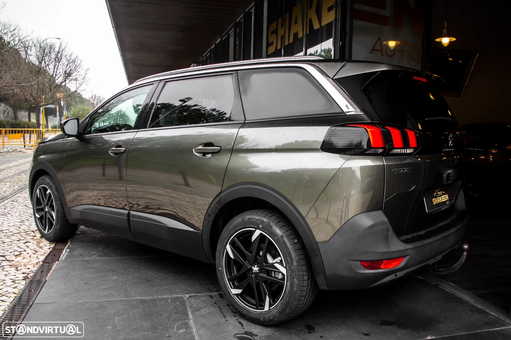 Peugeot 5008 1.2 PureTech Active - 3