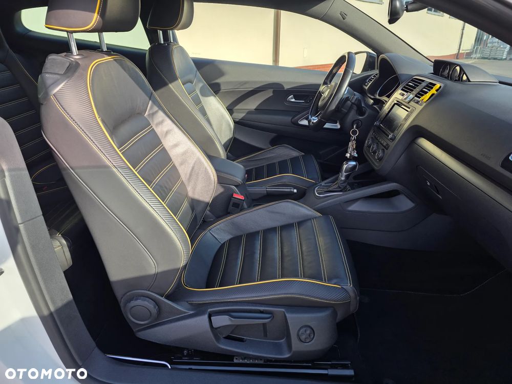 Volkswagen Scirocco 2.0 TDI BMT DSG - 20