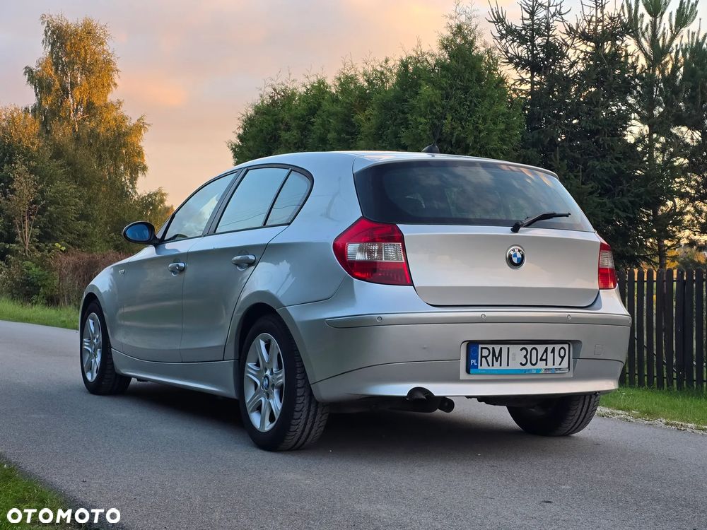 BMW Seria 1 118d - 4