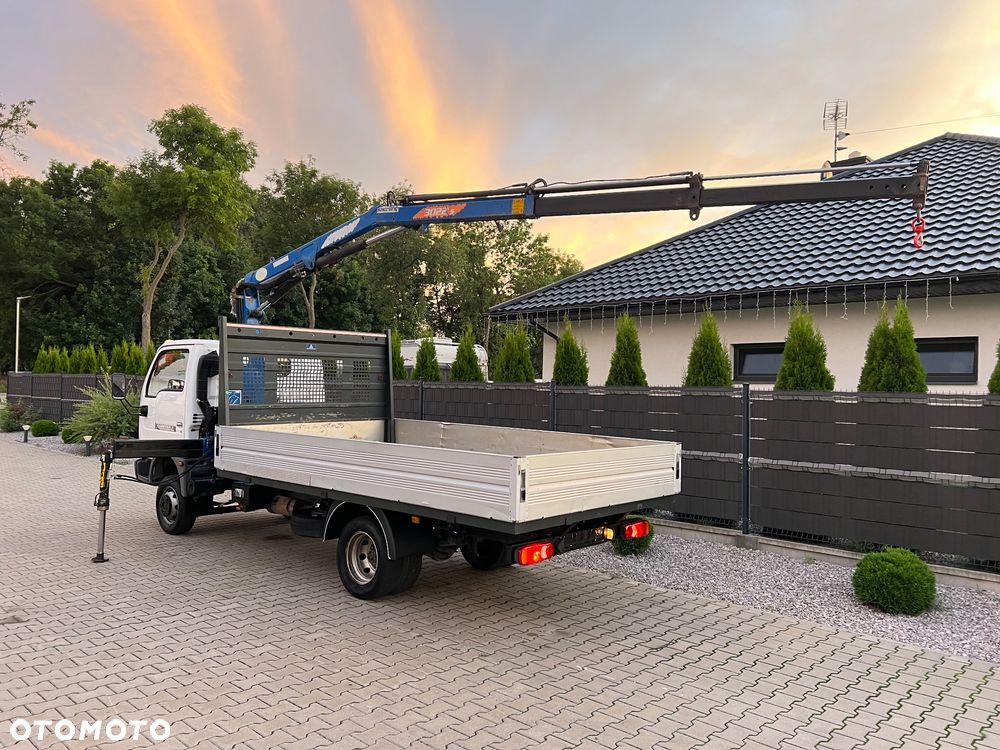Nissan CABSTAR - 5