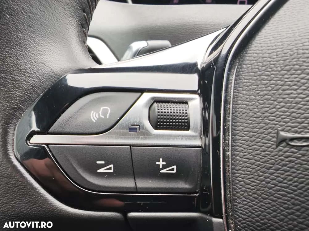 Peugeot 5008 1.5 BlueHDI s&s EAT8 Allure - 33