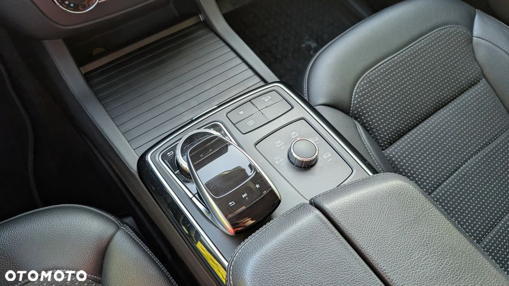Mercedes-Benz GLE 400 4-Matic 9G-TRONIC - 22