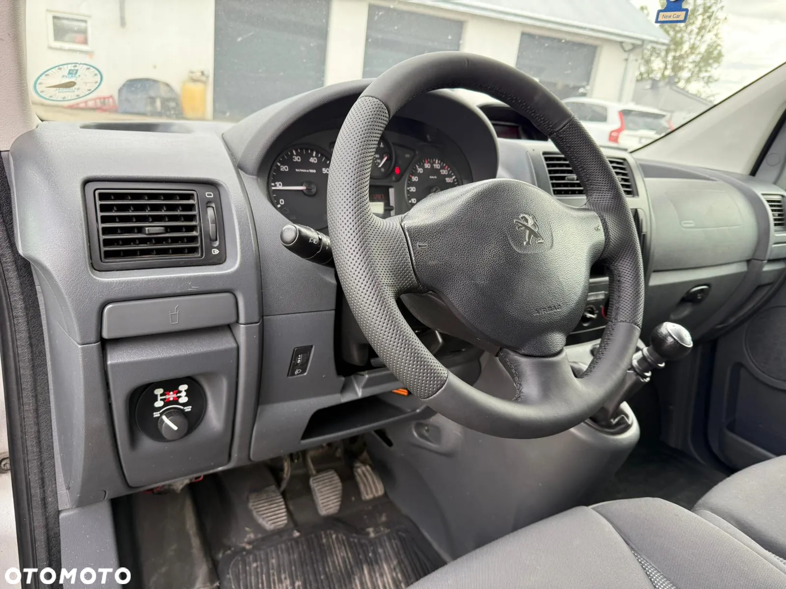 Peugeot EXPERT DANGEL 4x4 - 8