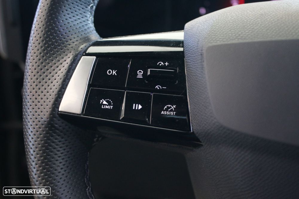 Opel Astra 1.2 T GS Line S/S - 19