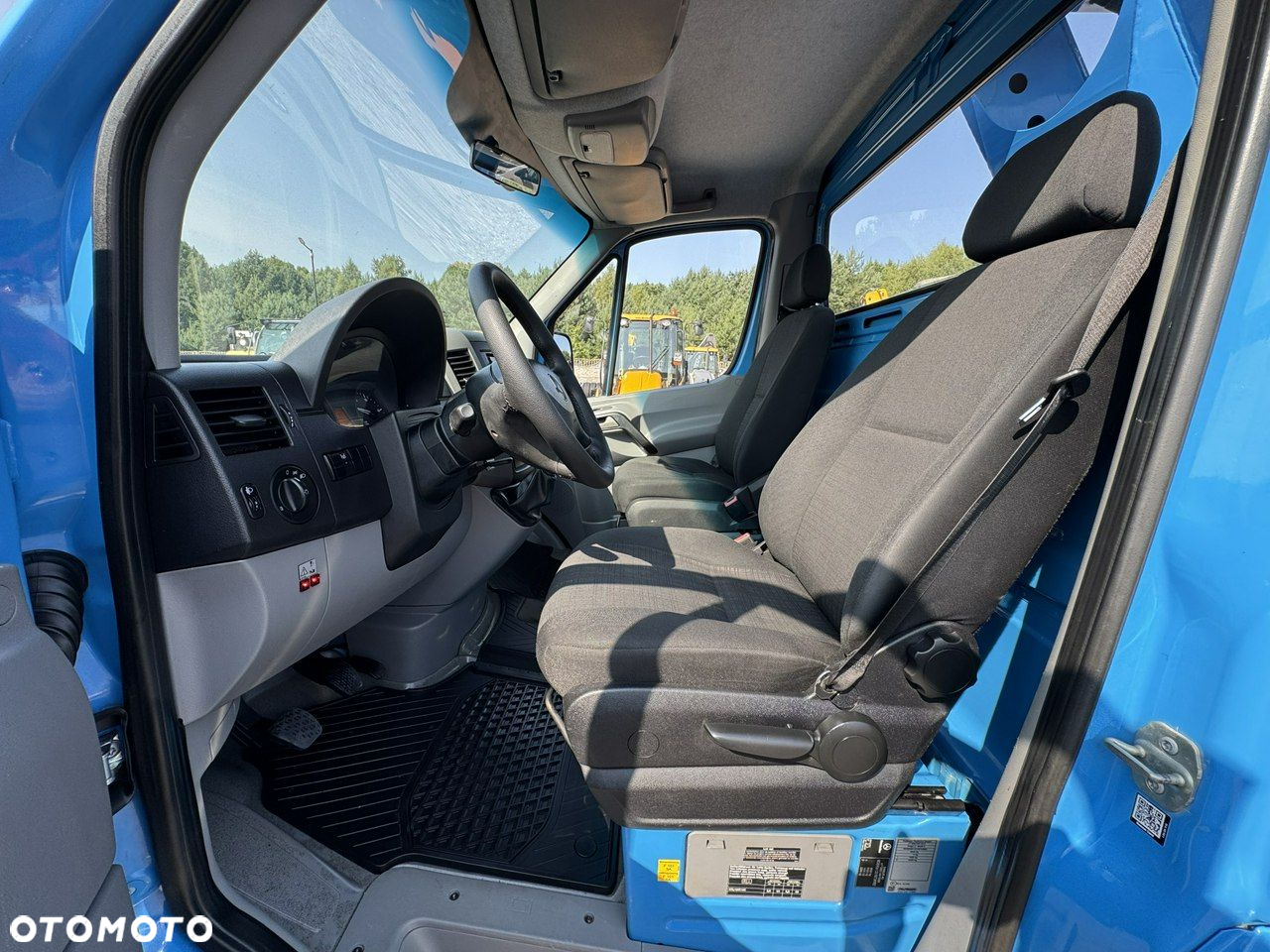 Mercedes-Benz Sprinter - 29