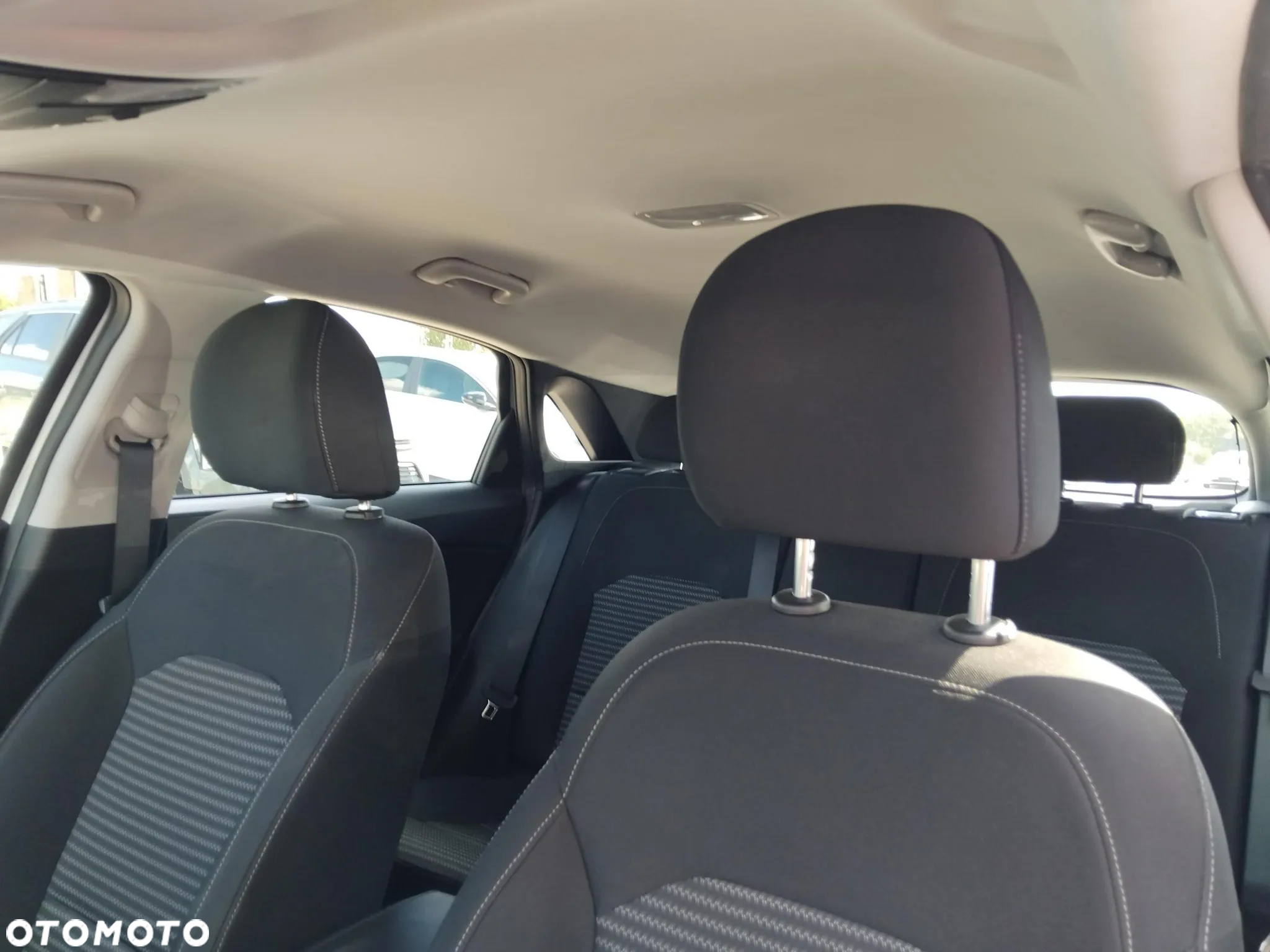 Kia Ceed 1.5 T-GDI M - 21