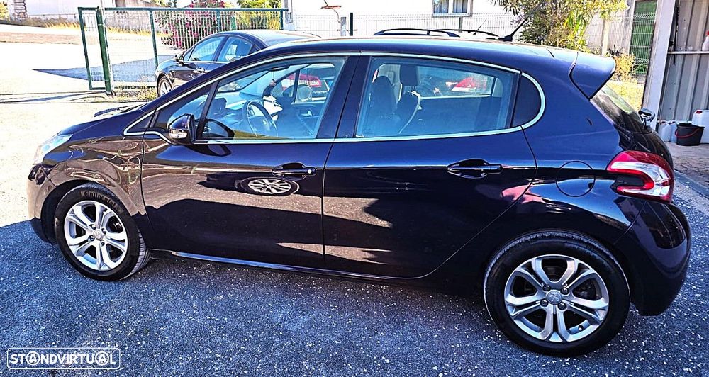 Peugeot 208 1.6 BlueHDi Allure - 3