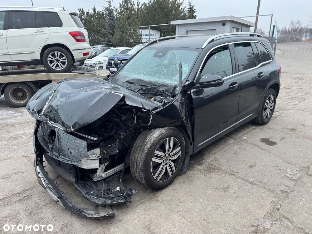 Mercedes-Benz EQB 250+ - 4