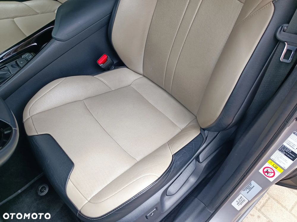 Toyota C-HR 1.8 Hybrid Prestige - 23