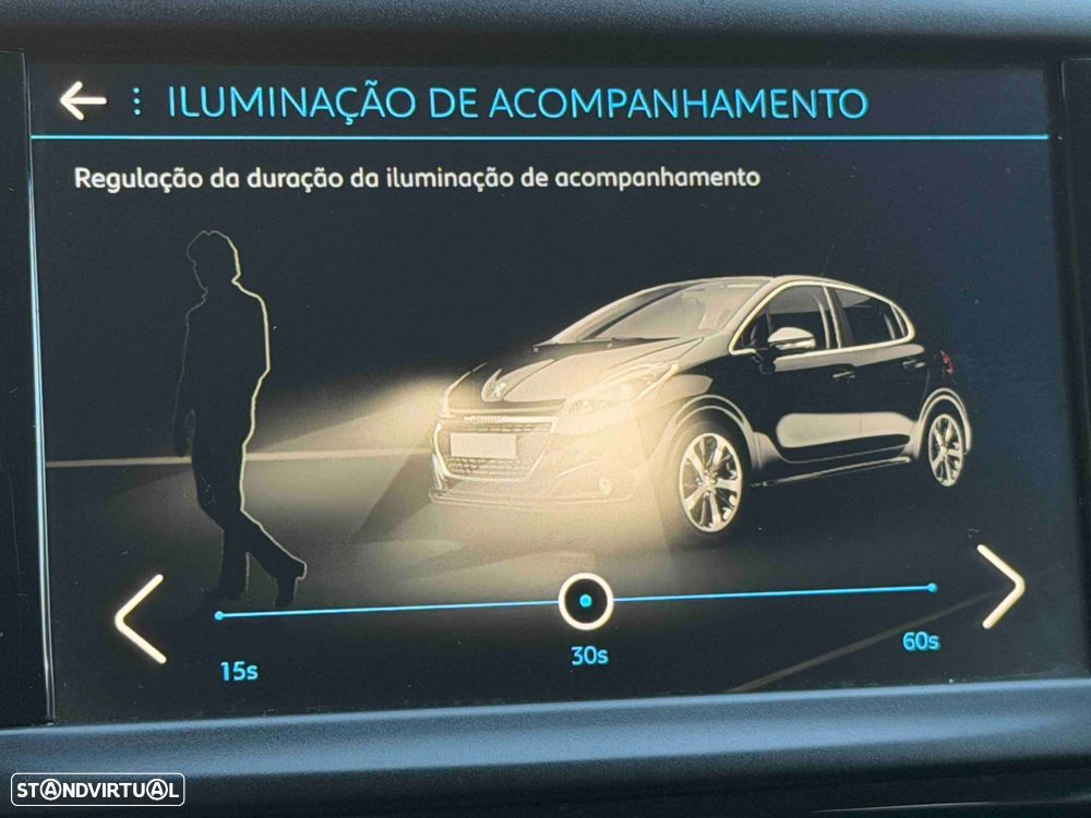 Peugeot 208 1.6 BlueHDi Style - 47