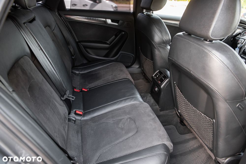 Audi A4 Avant 2.0 TFSI quattro S tronic S line Sportpaket (plus) - 33