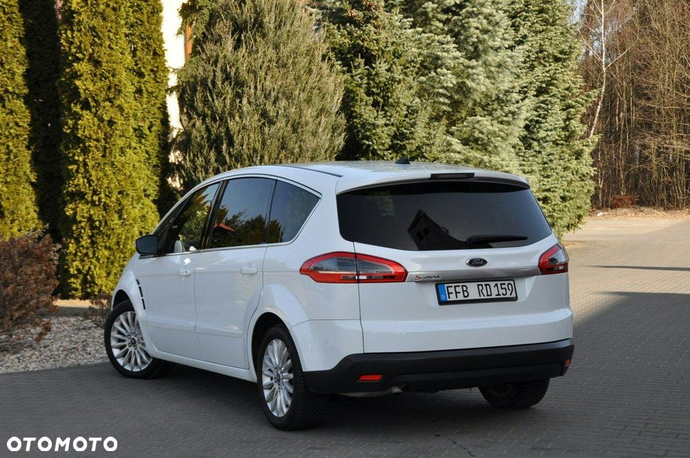Ford S-Max - 14