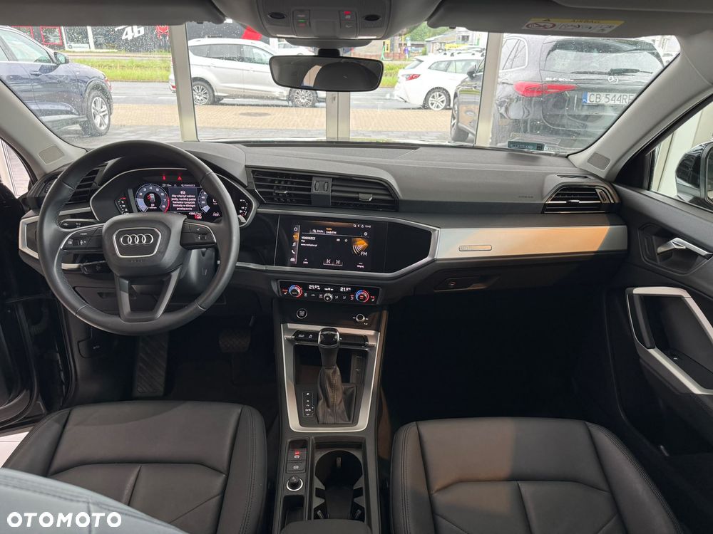 Audi Q3 - 11