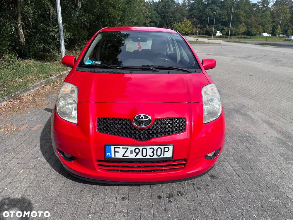 Toyota Yaris - 11