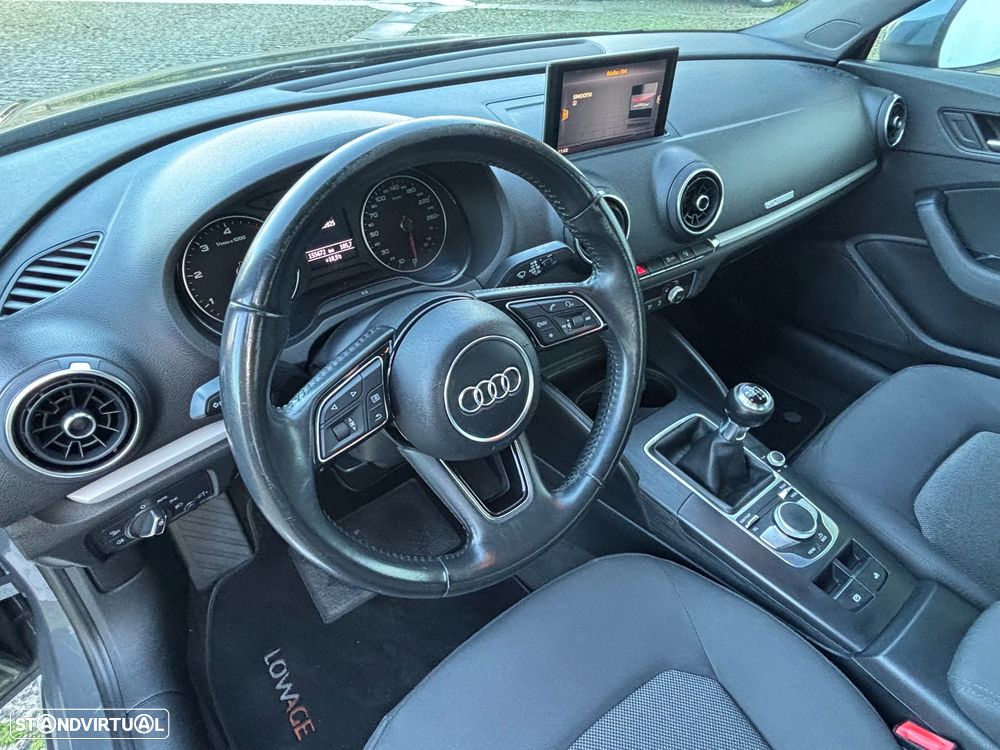 Audi A3 Cabrio 1.6 TDi Sport - 9