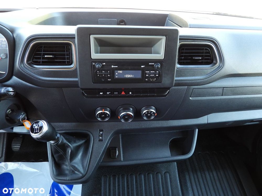 Renault MASTER PLANDEKA 10 PALET WEBASTO TEMPOMAT LEDY KLIMATYZACJA  165KM - 33