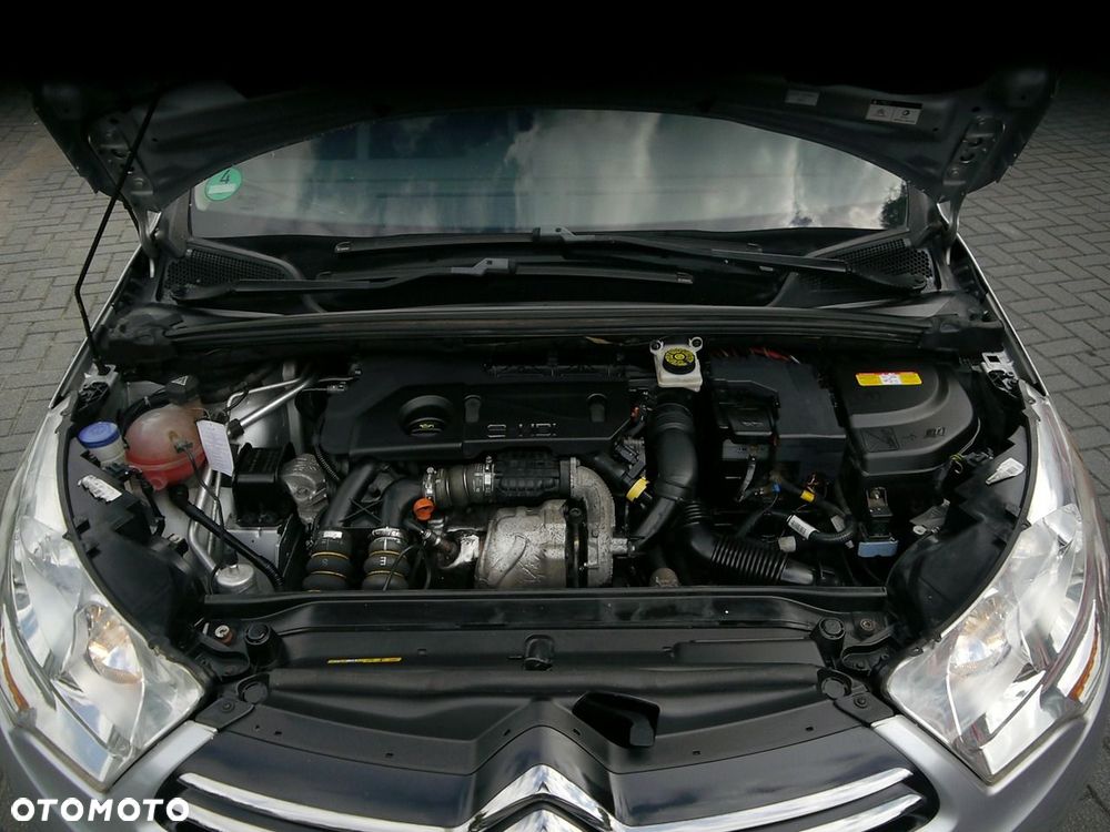 Citroën C4 e-HDi 110 Selection - 36