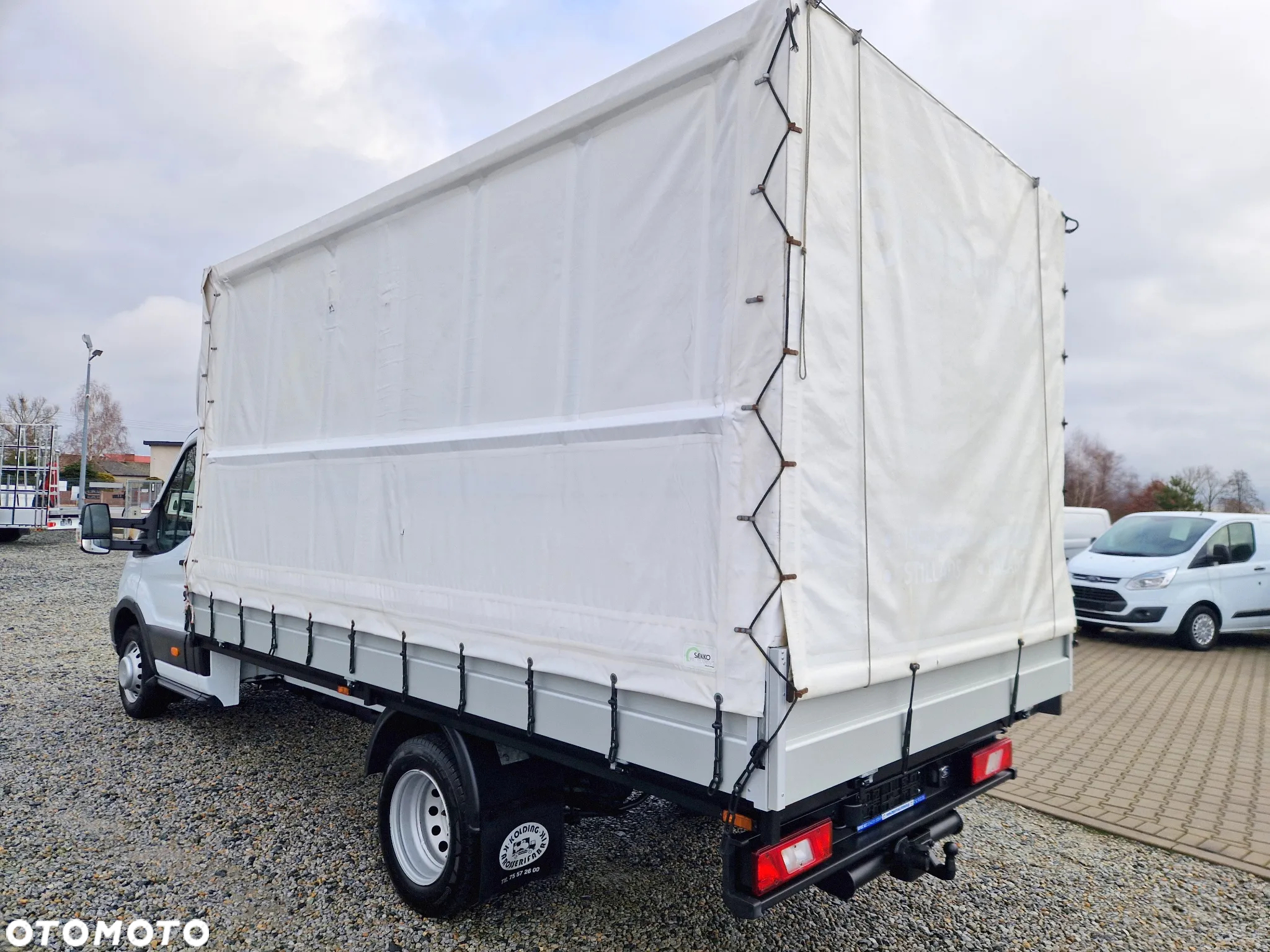 Ford TRANSIT 2,0 TDCI 170 KONNA SKRZYNIA 4,2M PLANDEKA FIRANKA BLIŻNIAKI DO 3,5T KLIMA LEDY GWARANCJA - 3