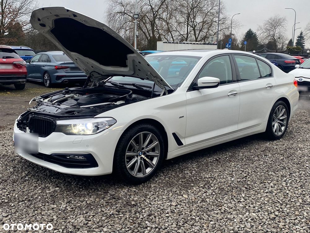 BMW Seria 5 530i xDrive Sport Line sport - 3