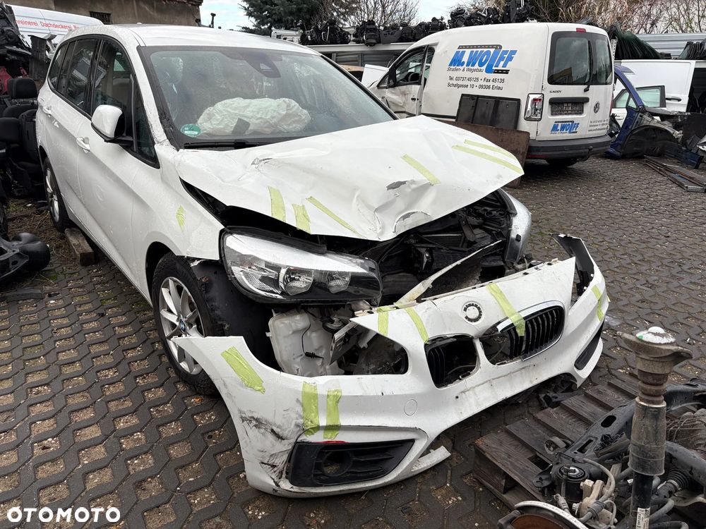 BMW Seria 2 216d - 1