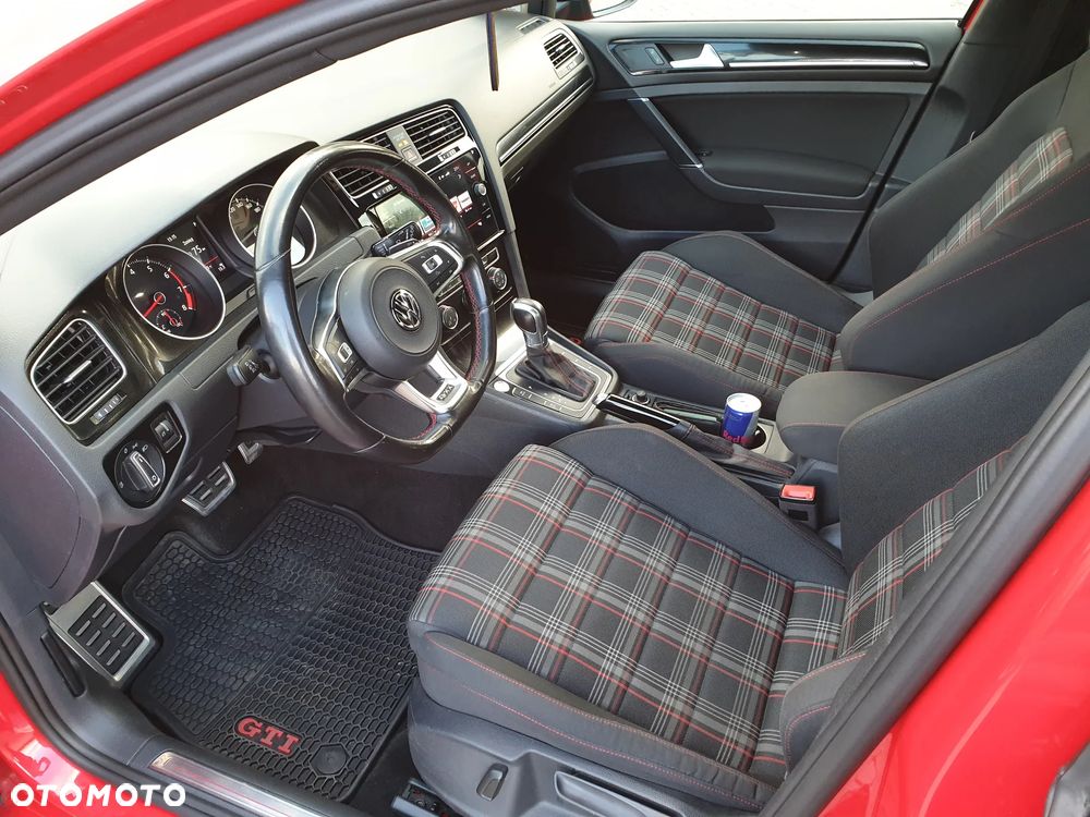Volkswagen Golf 2.0 TSI BMT GTI DSG - 9
