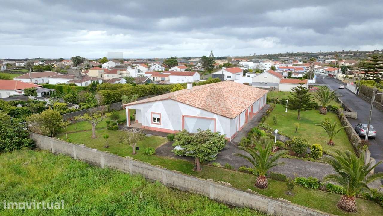 Moradia T3 - Lajes - Grande imagem: 4/37