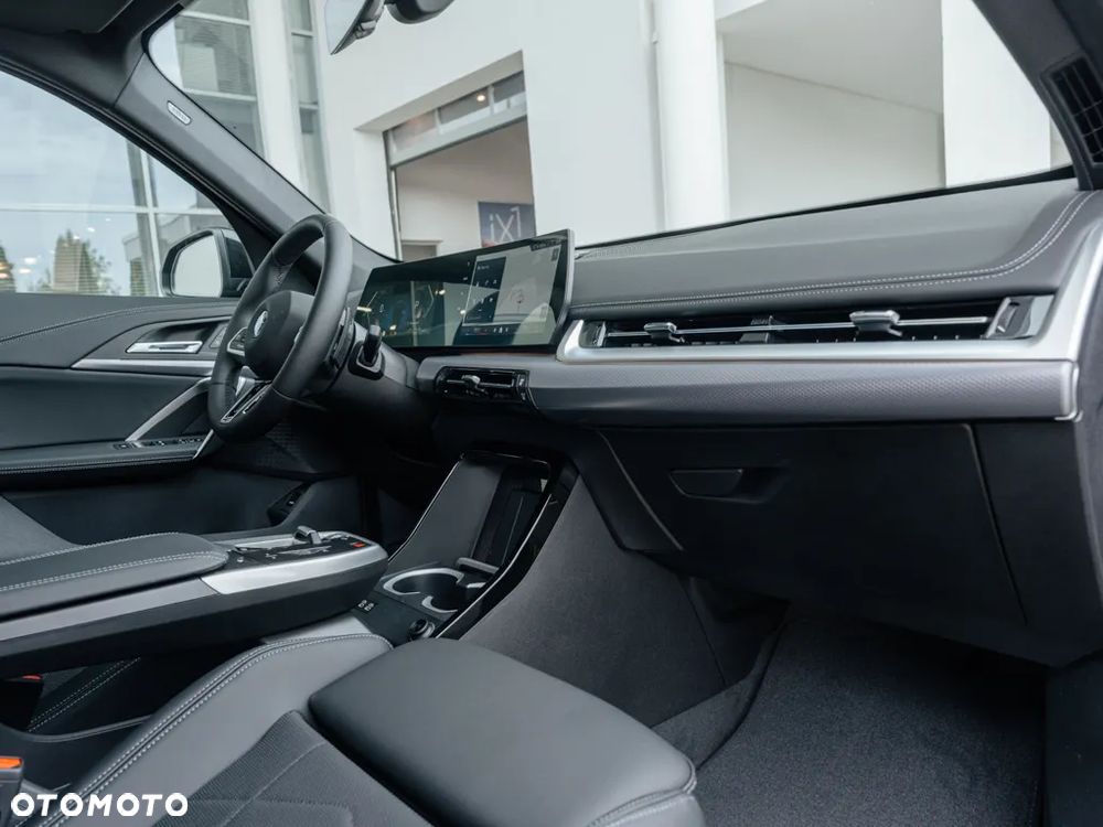 BMW X1 sDrive18d - 8