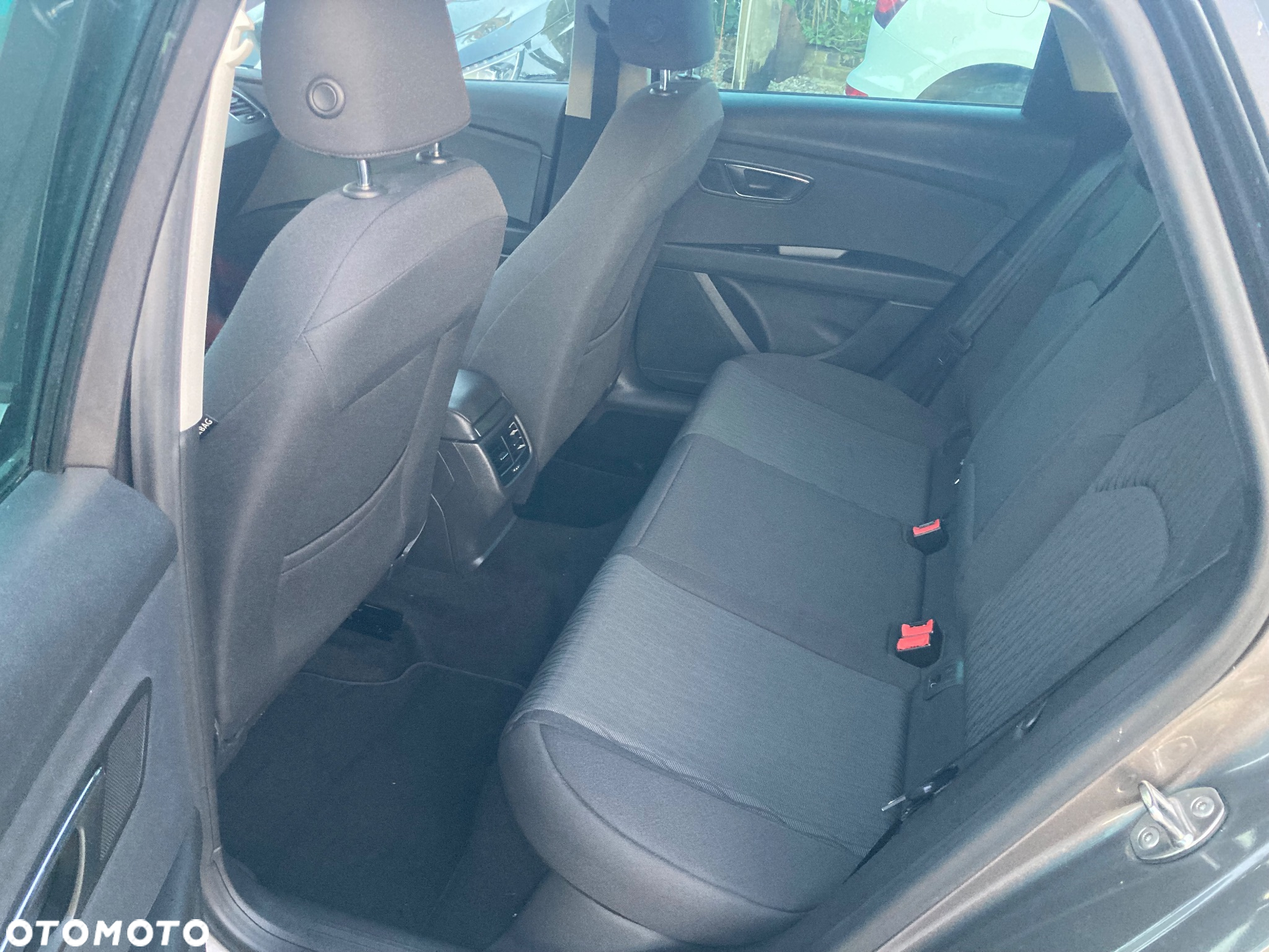 Seat Leon 1.6 TDI ECOMOTIVE Reference - 9