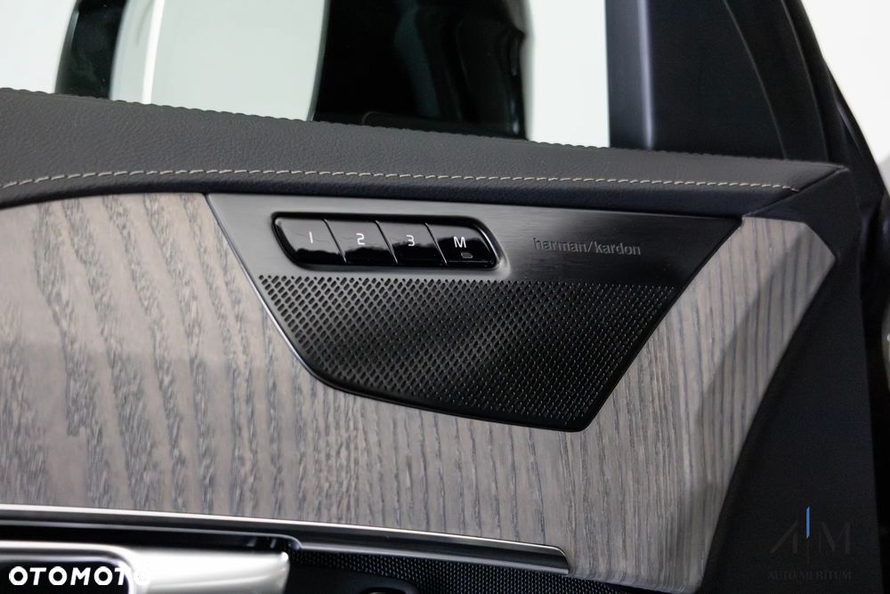 Volvo XC 90 T8 AWD Recharge Ultimate Dark - 21