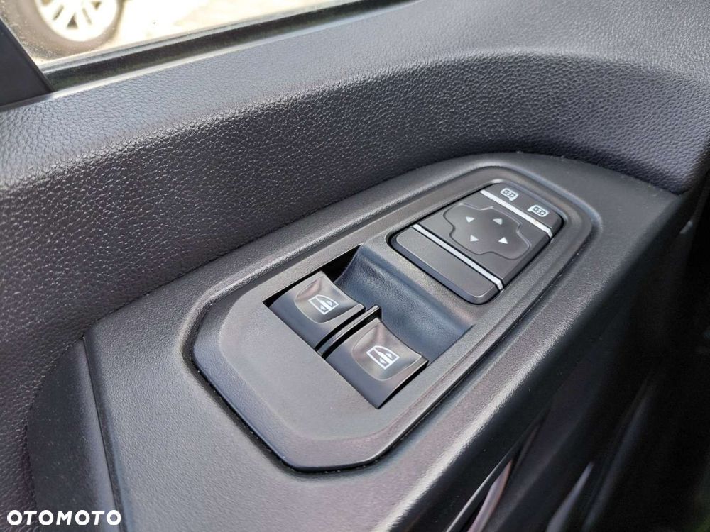 Renault TRAFIC - 10