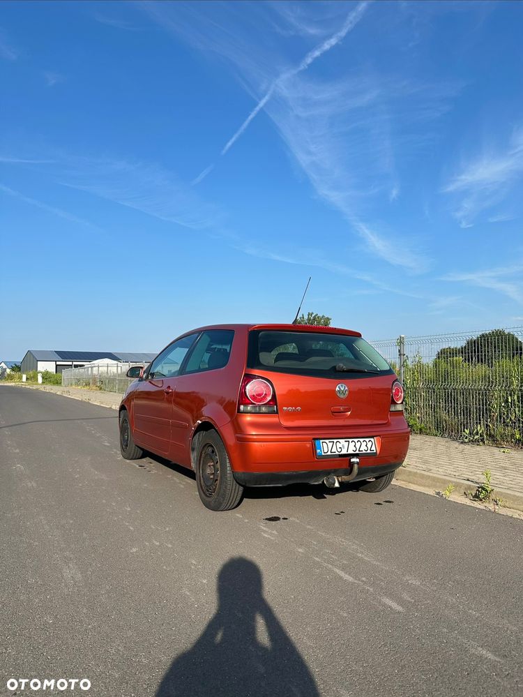 Volkswagen Polo 1.2 Comfortline - 1