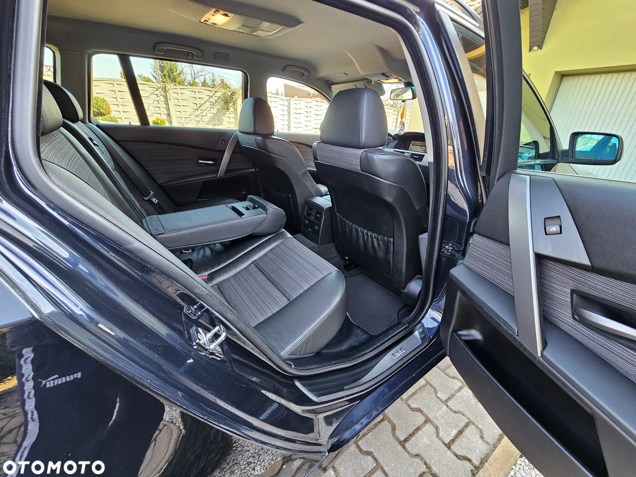 BMW Seria 5 530xi Touring - 6