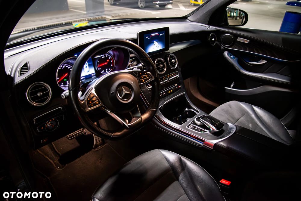 Mercedes-Benz GLC - 6