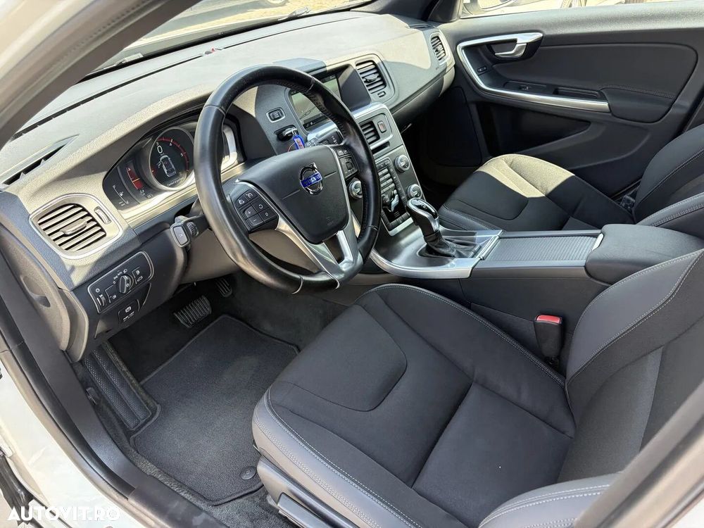 Volvo V60 - 17