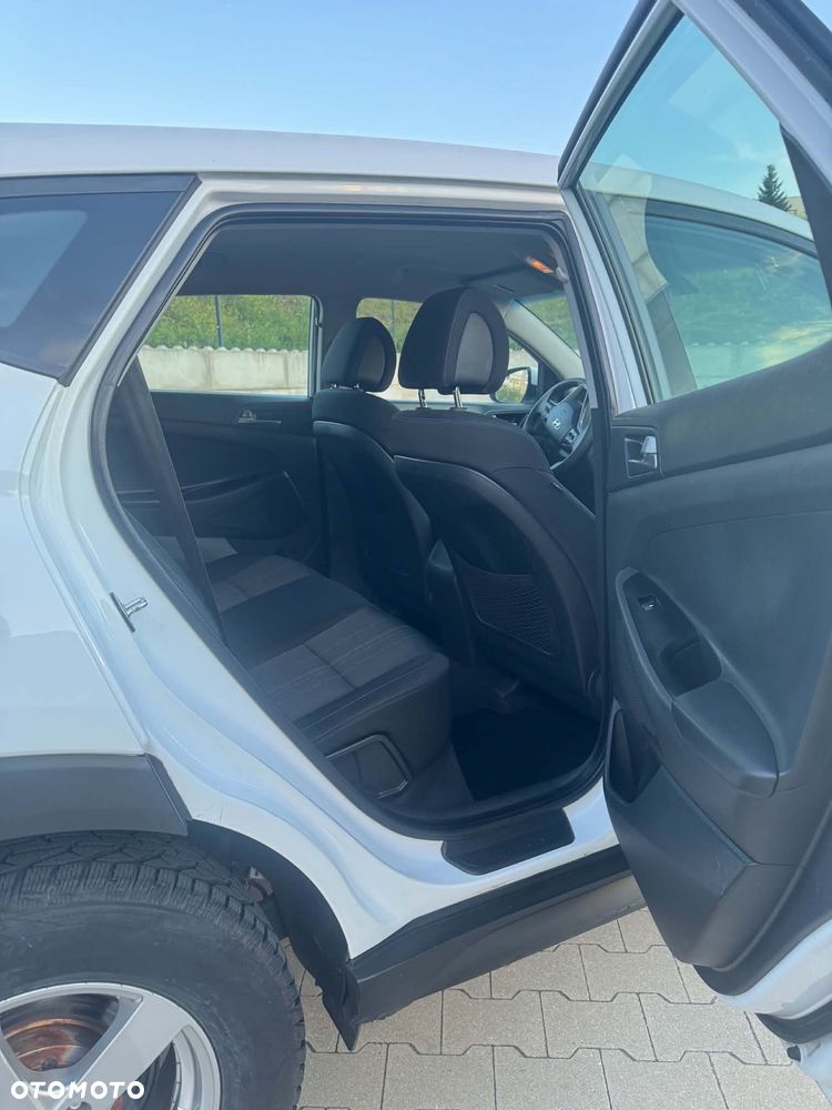 Hyundai Tucson blue 1.6 GDi 2WD Classic - 16