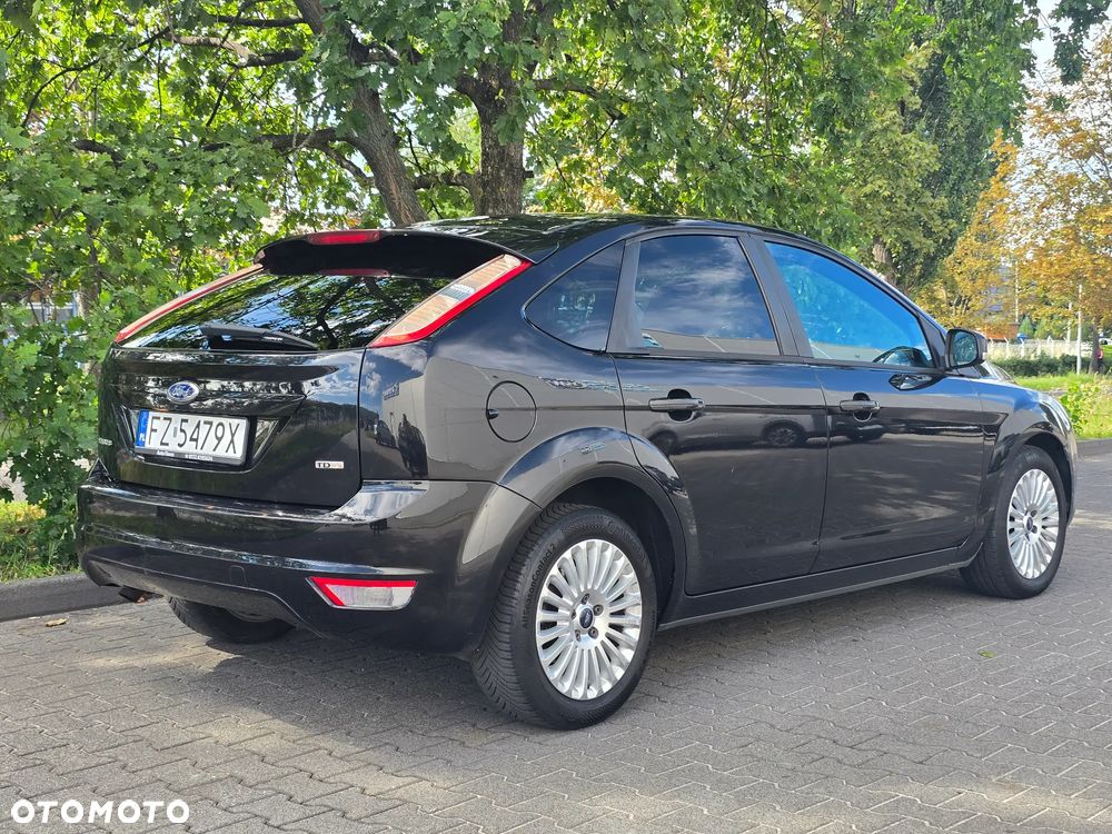 Ford Focus 2.0 TDCi DPF Titanium - 4
