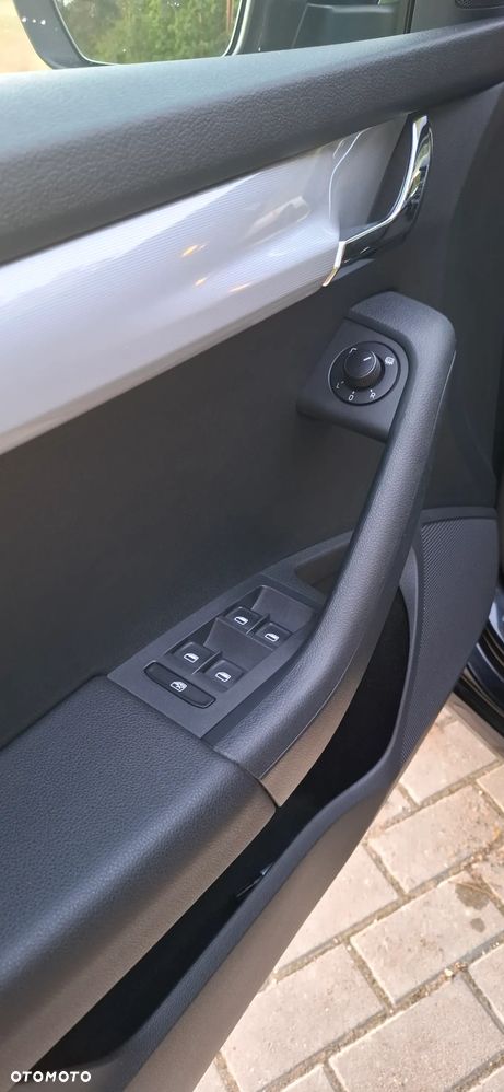 Skoda Octavia 1.4 TSI Ambition - 8