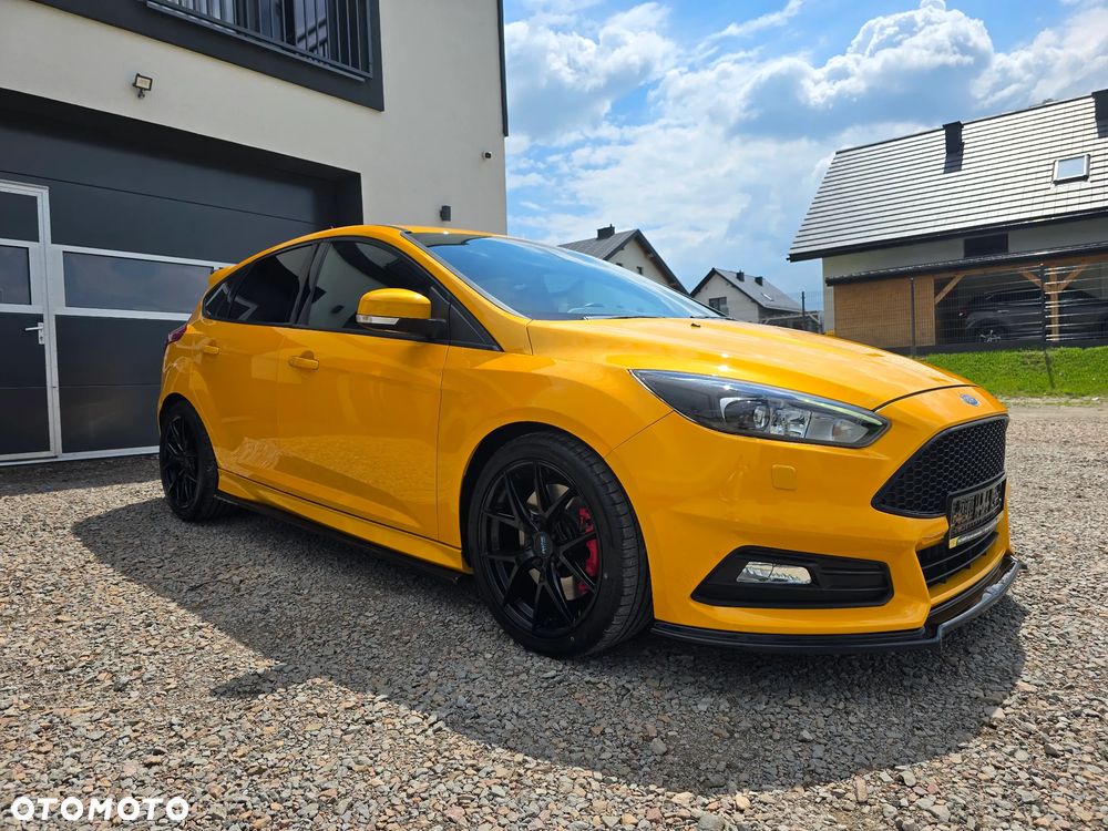 Ford Focus - 8