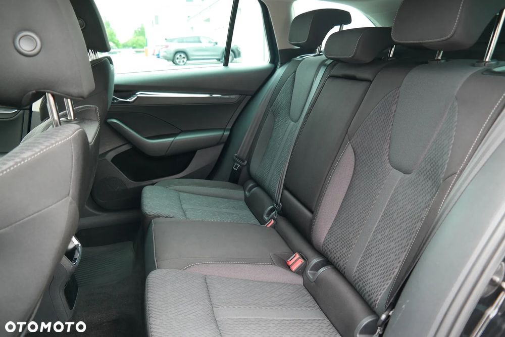 Skoda Octavia 1.5 TSI ACT Style - 12