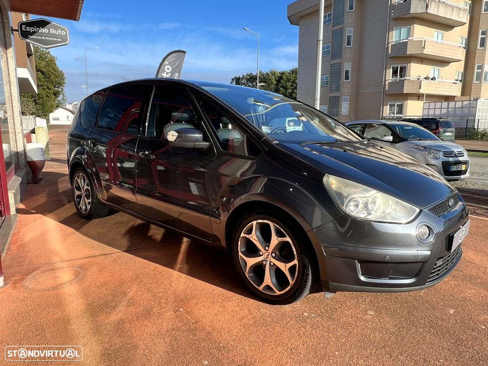 Ford S-Max 2.0 TDCi Titanium 7L - 12